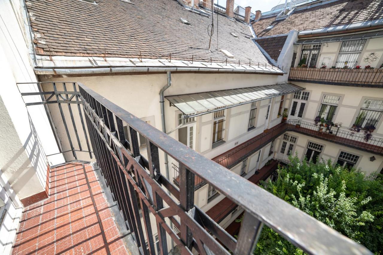 W25 Smart Apartment ブダペスト エクステリア 写真